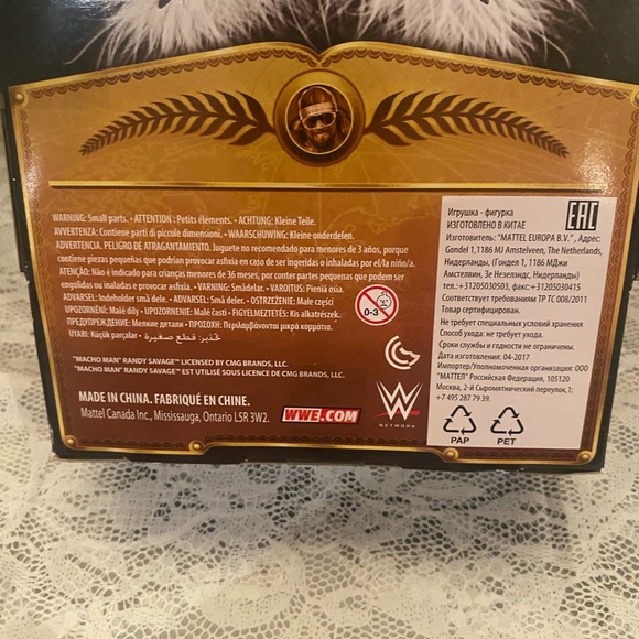 WWE Defining Moments Elite “Macho Man” Randy Savage (Wrestlemania III) Figure - Picture 7 of 8